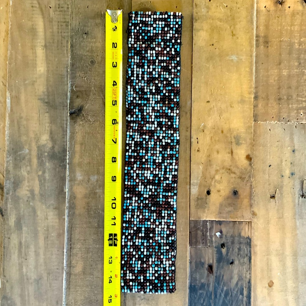 Stretchy beaded belt